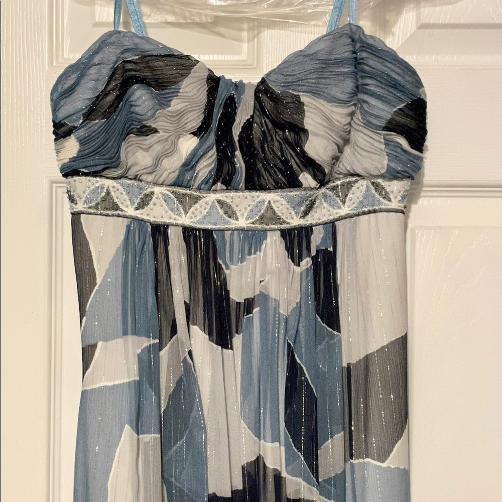 BCBG MAX AZRIA CHIFFON PRINTED STRAPLESS DRESS
